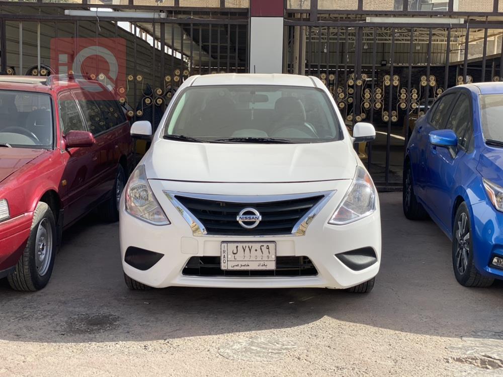 Nissan Versa